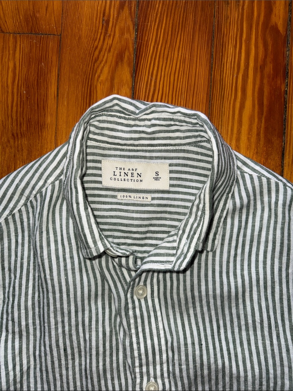 Abercrombie & Fitch Gray and White Striped Linen Button-Down Shirt - Picture 2 of 4